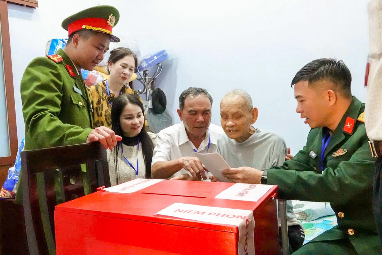 Hải Phòng: Gần 3,1 triệu cử tri đi bỏ phiếu, đạt tỷ lệ khoảng 99,8%