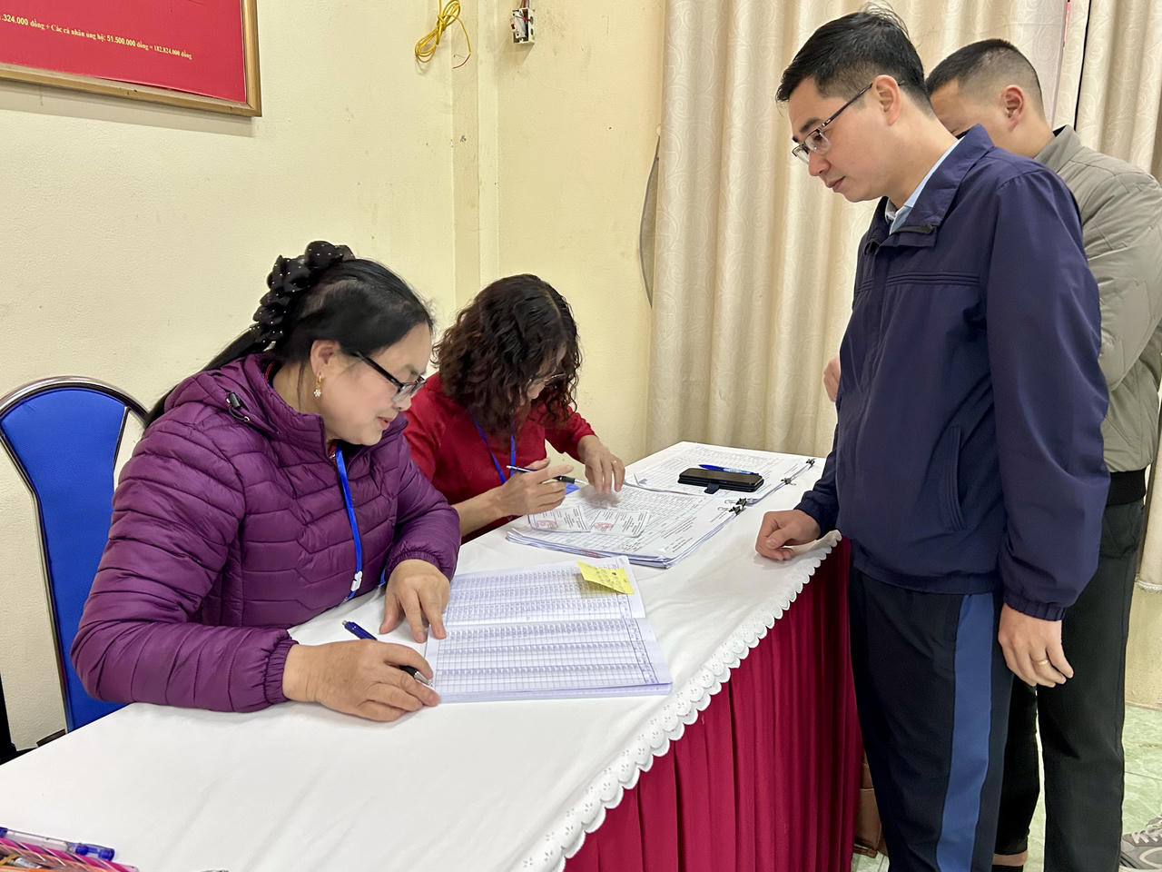 Cử tri tham gia bầu cử đúng luật, đúng tiến độ, dân chủ, công bằng; thể hiện ý chí, niềm tin, hy vọng và trách nhiệm của người làm chủ đất nước.