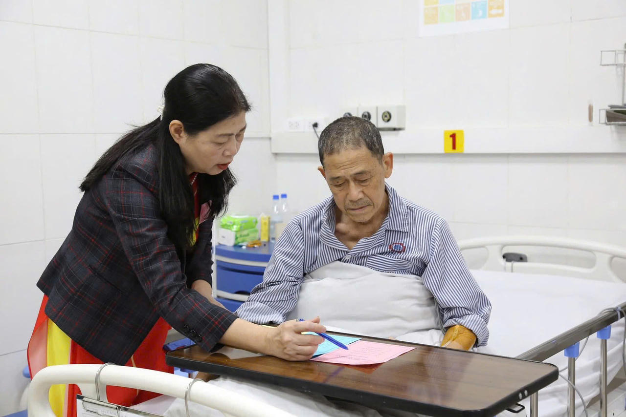 Đến 15 giờ hôm nay (15/3), cử tri Quảng Ninh đi bỏ phiếu đạt 98,53% 