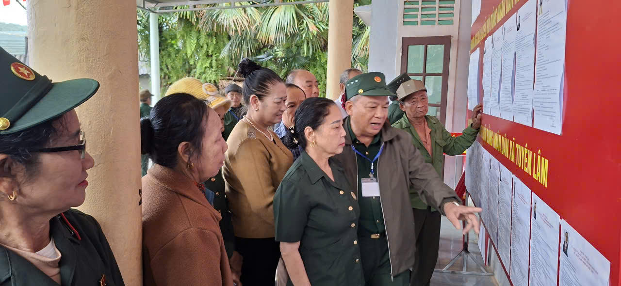 Gần 1,2 triệu cử tri Quảng Trị nô nức đi bầu cử đại biểu Quốc hội và HĐND các cấp