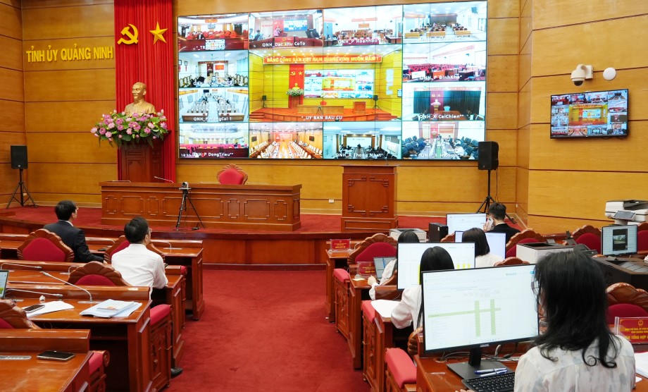 Quảng Ninh: Ủy ban bầu cử tỉnh kết nối trực tuyến với 54 điểm cầu cấp xã