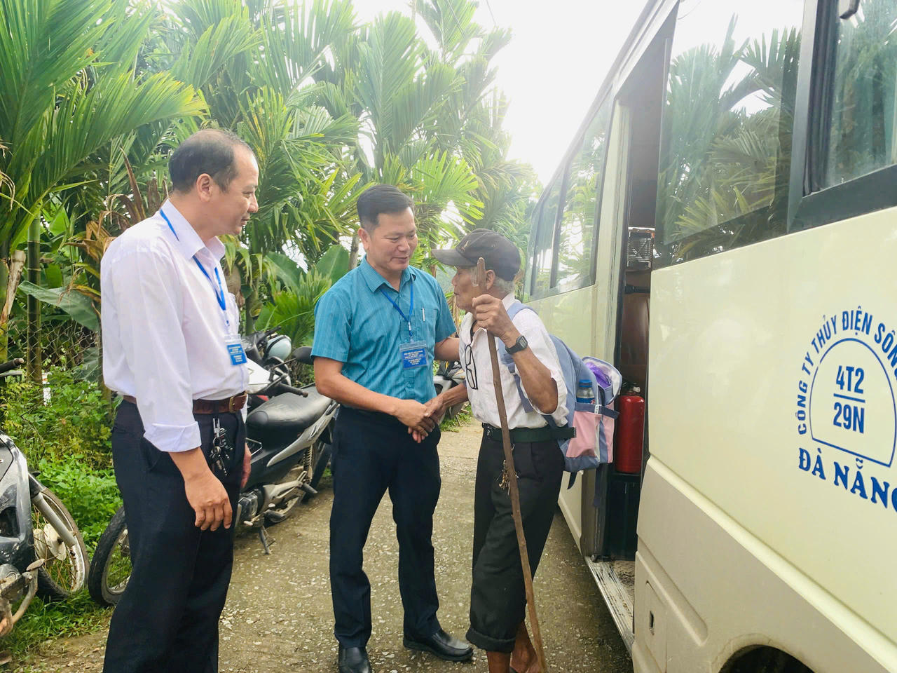 Cử tri miền Trung nô nức đi bầu cử, hòa chung “ngày hội non sông”