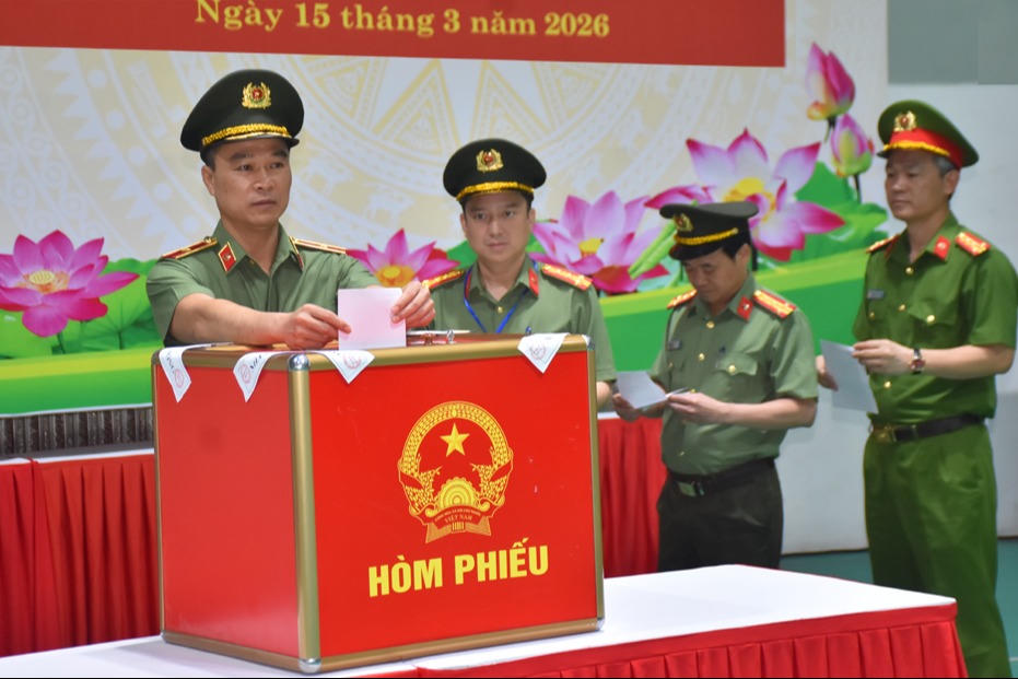 Công an Thanh Hóa bầu cử sớm để làm nhiệm vụ bảo vệ an ninh