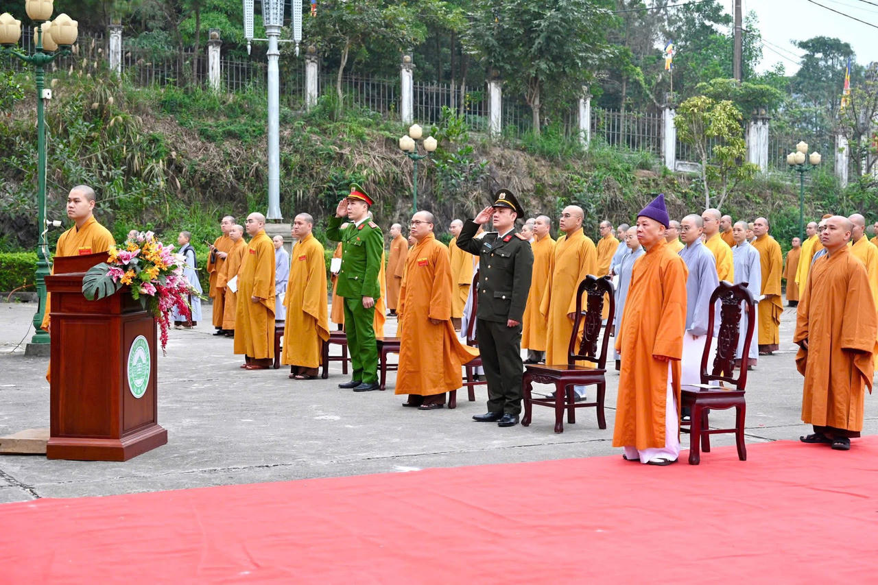 Các đại biểu tham dự lễ khai mạc (Ảnh: HVPGVNTHN)