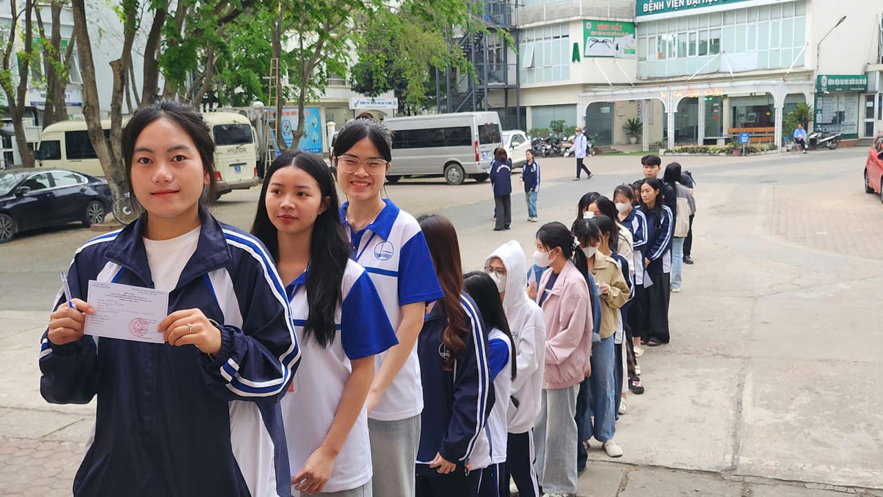 Sinh viên Hà Nội gửi gắm nhiều kỳ vọng vào đại biểu khóa mới