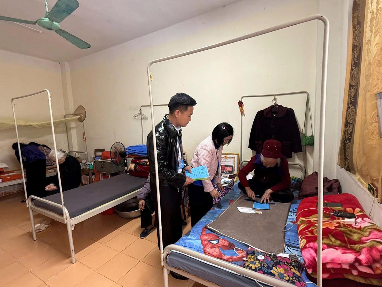 Lá phiếu của những cử tri "đặc biệt" tại Cao Bằng