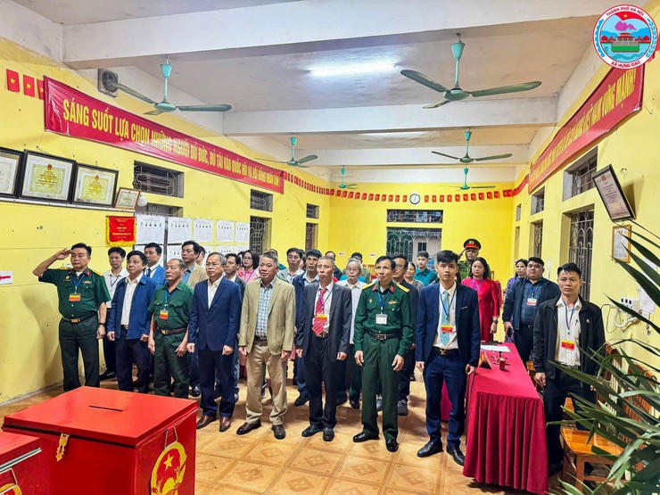 Lễ khai mạc Cuộc bầu cử đại biểu Quốc hội khóa XVI và đại biểu Hội đồng nhân dân các cấp nhiệm kỳ 2026–2031 tại xã Hưng Đạo.