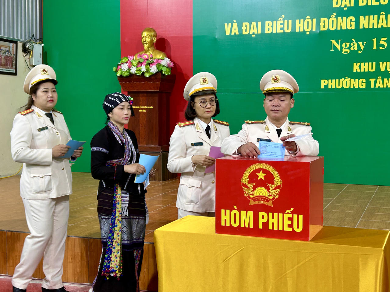 Trong lần bầu cử lần này, tỉnh Lai Châu có 13 người ứng cử đại biểu Quốc hội, bầu 7 đại biểu; 84 người ứng cử đại biểu HĐND tỉnh và 1.258 người ứng cử đại biểu HĐND cấp xã.