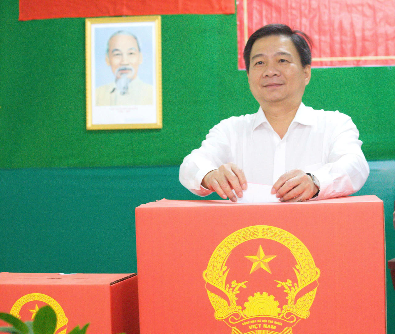 Cà Mau: Cử tri phường Bạc Liêu nô nức tham gia ngày hội bầu cử