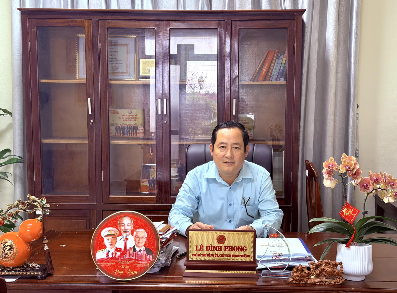 Ông Lê Đình Phong, Chủ tịch UBND phường Thuận An (TP Huế) thông tin về công tác chuẩn bị bầu cử tại địa phương.