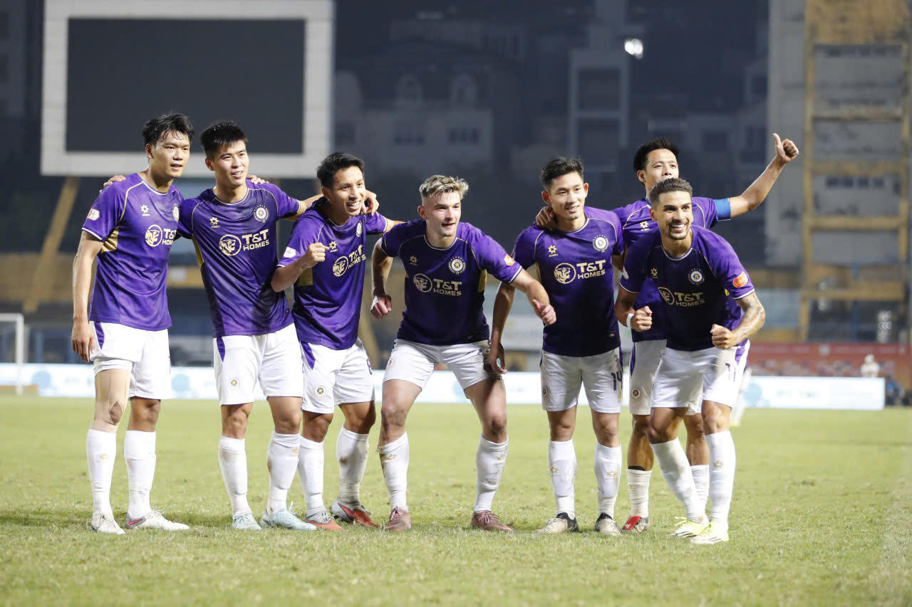Hà Nội FC có chiến thắng để tiếp tục đường đua vô địch