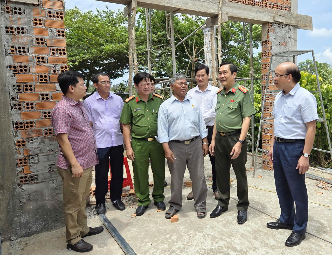 Công an Cà Mau: Chung tay xây dựng mái ấm nghĩa tình nơi địa đầu cực Nam Tổ quốc