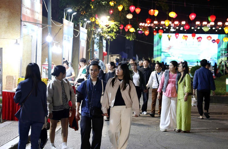 Lễ hội Du lịch Hà Nội 2026 thu hút gần 80.000 lượt khách