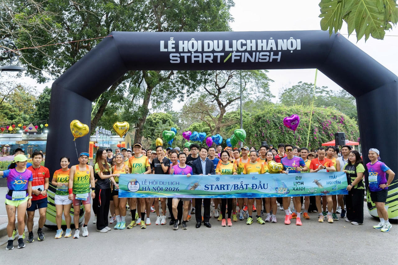 Hoạt động chạy đồng hành lan tỏa thông điệp du lịch xanh thu hút đông đảo người tham gia. (Ảnh: HL)