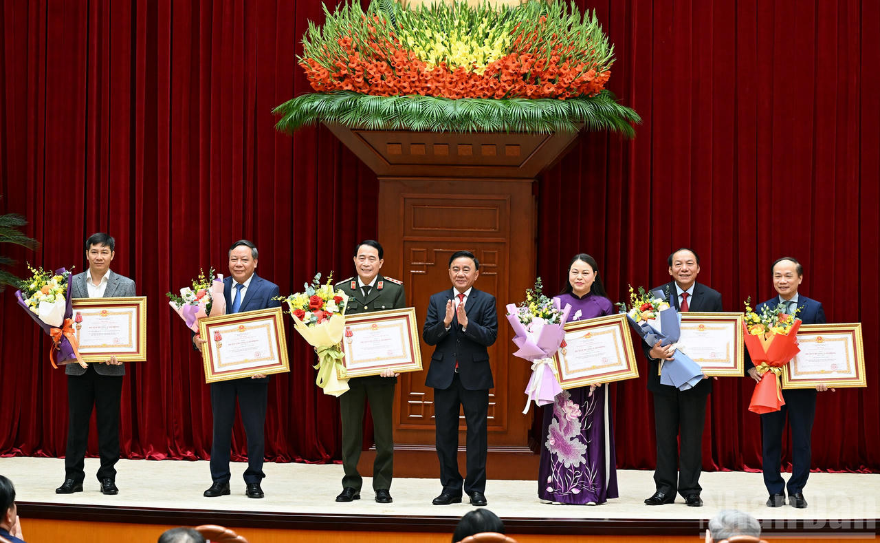 Quyết tâm thực hiện thắng lợi các mục tiêu Đại hội XIV đã đề ra