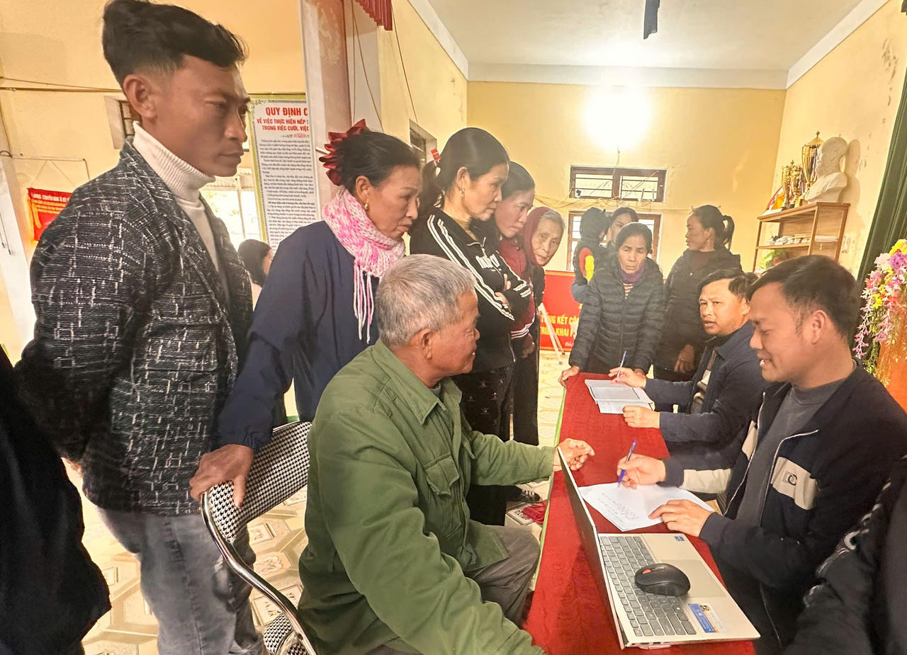 Cú hích đưa chính quyền số đến gần dân ở xã miền núi Kỳ Văn
