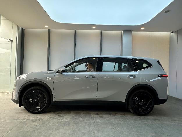 Người dùng Việt ‘chấm’ VinFast VF MPV 7 vì giá trị tiết kiệm lâu dài