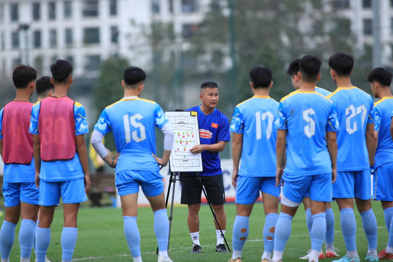 U23 Việt Nam duy trì tập luyện hàng ngày chuẩn bị cho giải quốc tế CFA Team China 2026, diễn ra tại Tây An – Trung Quốc từ 25/3 đến 31/3 tới (Ảnh VFF)