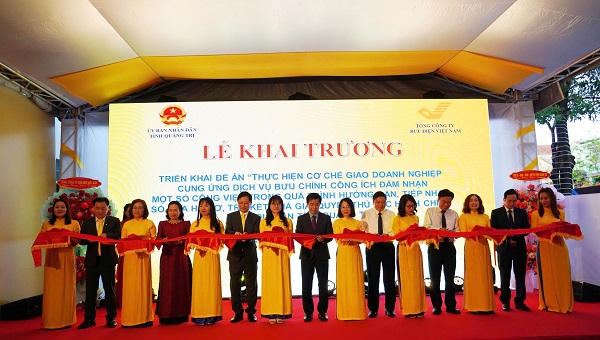 Quảng Trị khai trương dịch vụ bưu chính công ích: Mở rộng “cánh tay nối dài” cải cách TTHC