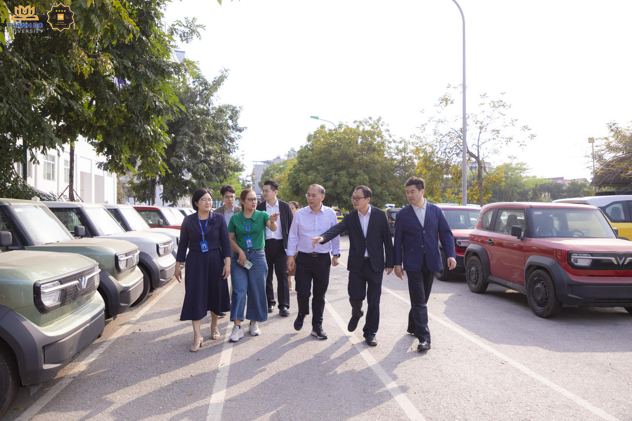 Trường ĐH Thành Đô và Đại học Hoàng Hải Thanh Đảo (Trung Quốc) thúc đẩy liên kết, trao đổi Giảng viên và sinh viên quốc tế