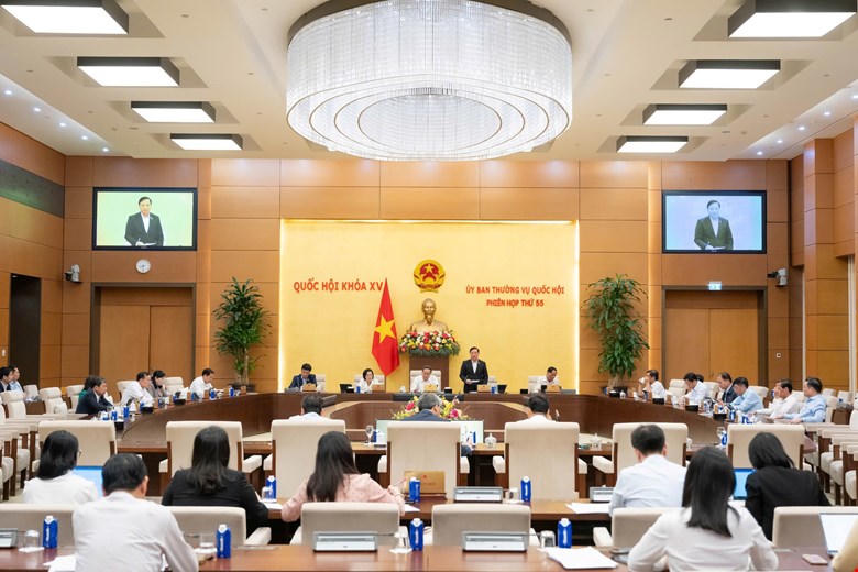 Quang cảnh phiên họp. Ảnh Quochoi.vn 