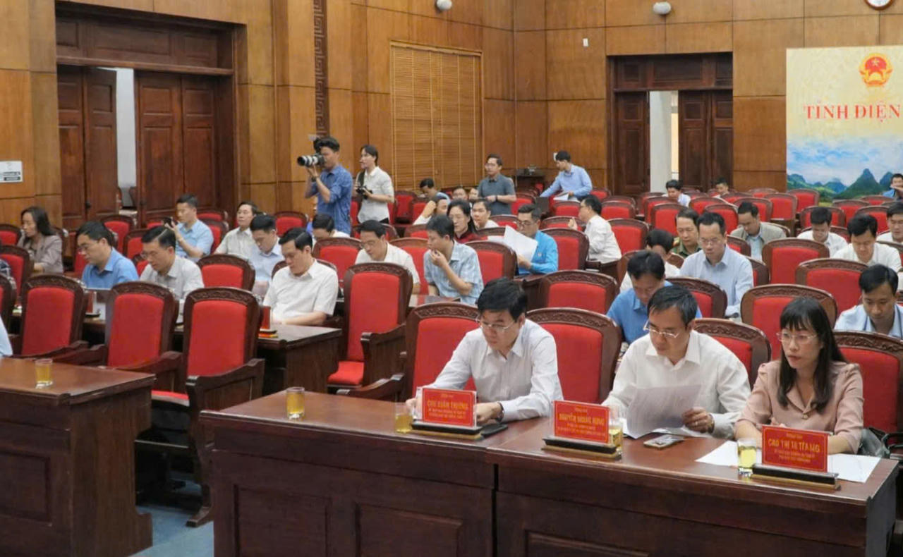 Quang cảnh hội nghị.