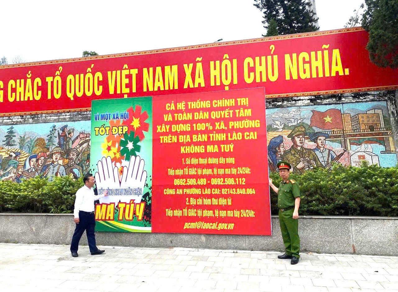 Công tác tuyên truyền phòng, chống ma túy được đẩy mạnh tại nơi công cộng, góp phần nâng cao nhận thức và trách nhiệm của người dân.