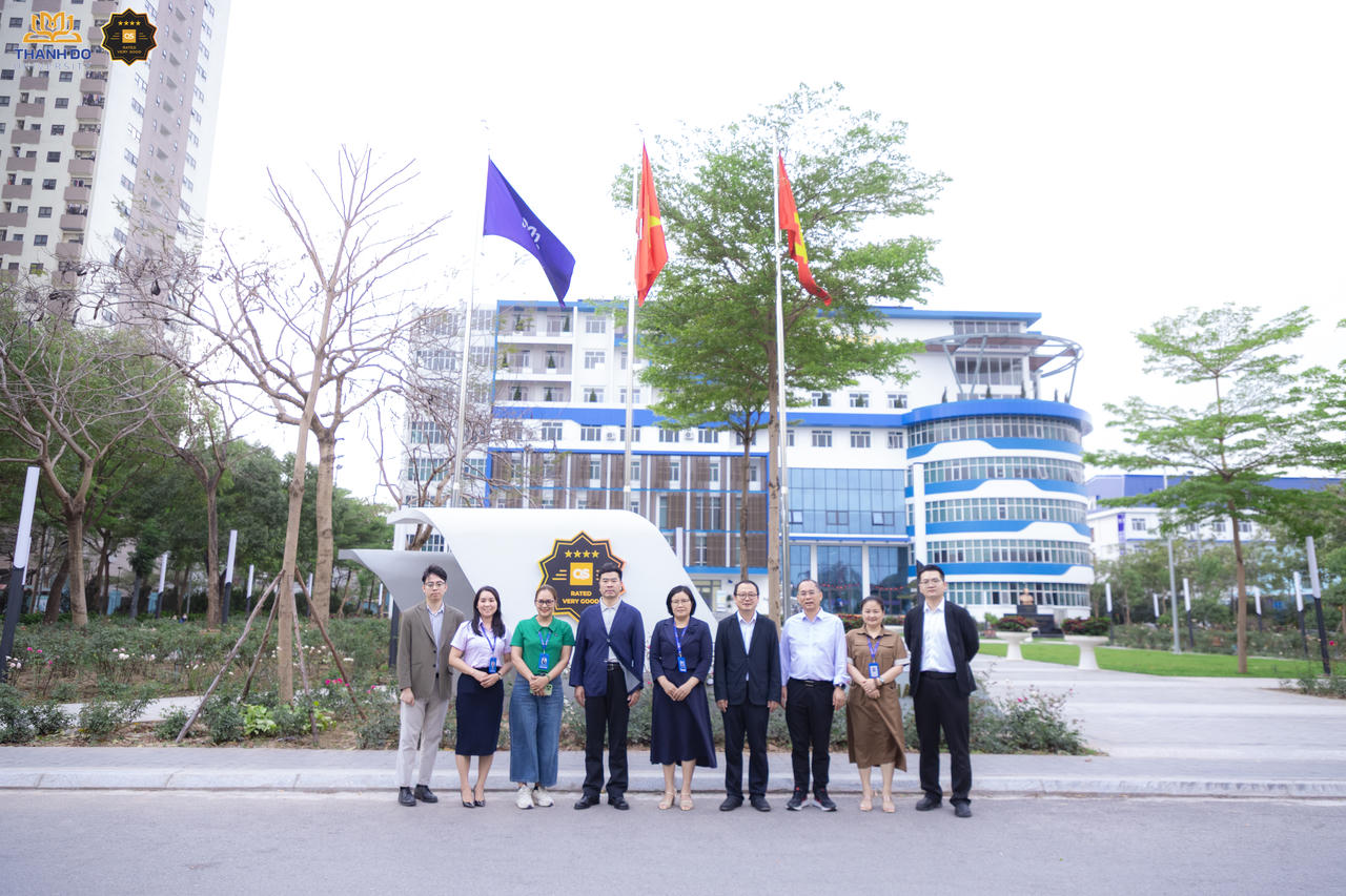 Trường ĐH Thành Đô và Đại học Hoàng Hải Thanh Đảo (Trung Quốc) thúc đẩy liên kết, trao đổi Giảng viên và sinh viên quốc tế