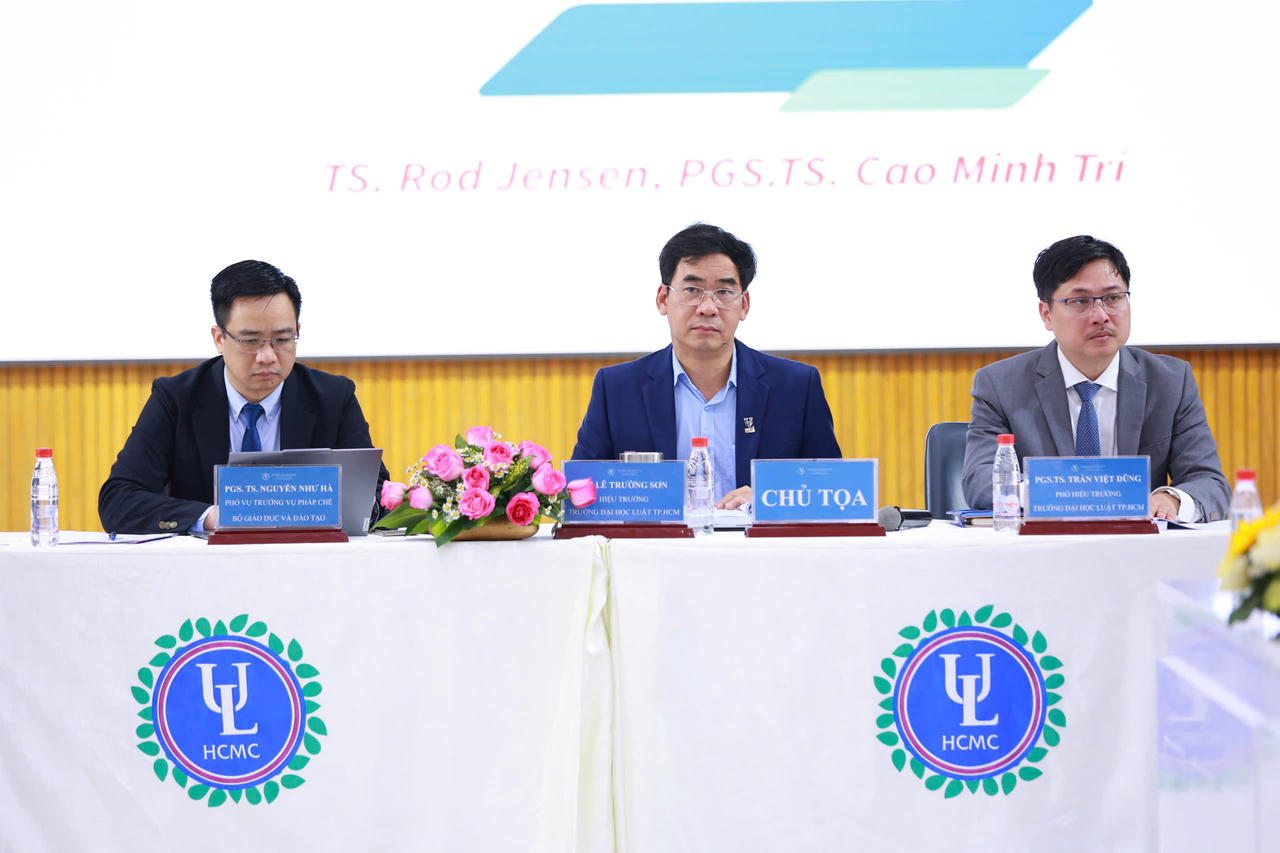 Phát triển ULAW thành đại học đa ngành: Giữ pháp luật là trọng điểm, mở rộng không gian học thuật