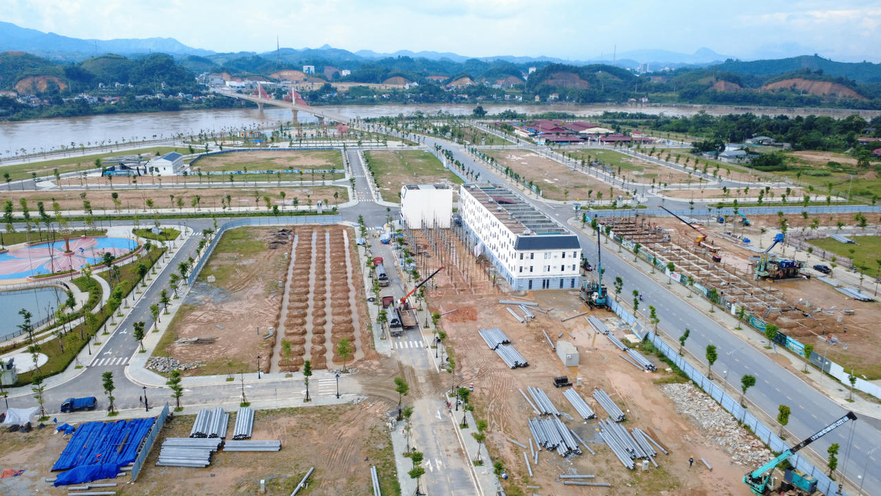 Khu NƠXH Bình Minh Tây Bắc gồm 6 tòa với 660 căn hộ được xây dựng trong Khu đô thị Yên Bái Riverside gồm nhiều tiện ích. Ảnh: Nhật Nguyên.