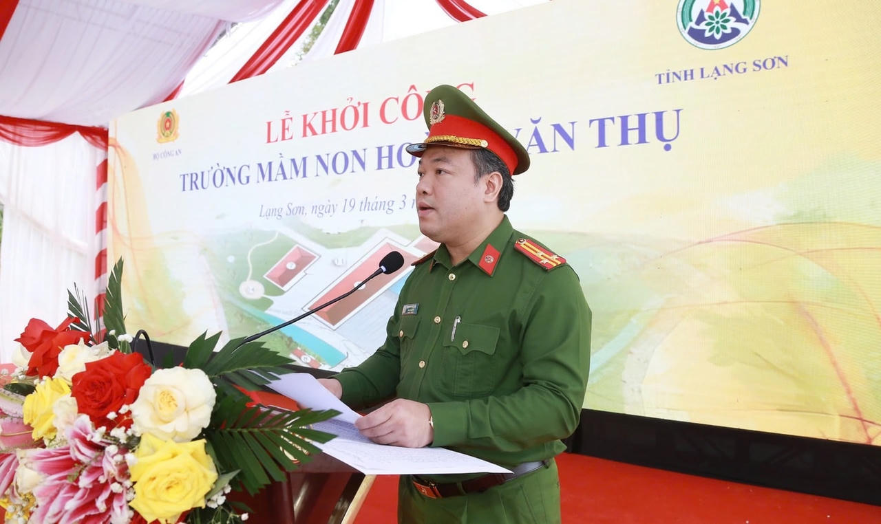 Thượng tá Nguyễn Hữu Đức - Phó Giám đốc Công an tỉnh Lạng Sơn phát biểu tại sự kiện (Ảnh: T&T Group).