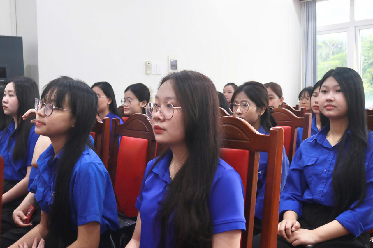 Lắng nghe thanh niên để hoàn thiện chính sách: Thông điệp từ Hội nghị đối thoại tại Quảng Trị