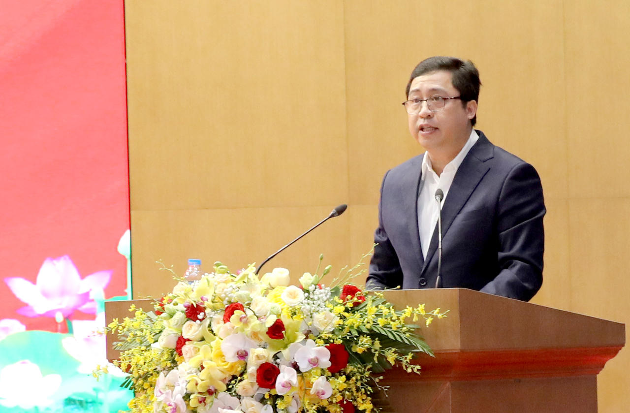 Bí thư Tỉnh ủy Lào Cai Dương Quốc Huy phát biểu tại hội nghị