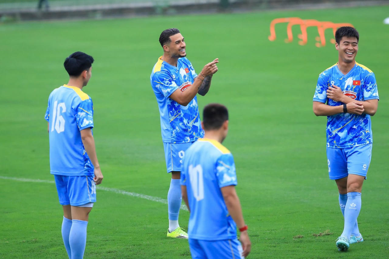 Hoàng Hên rất được ông Kim Sang Sik kỳ vọng ở đợt tập trung này