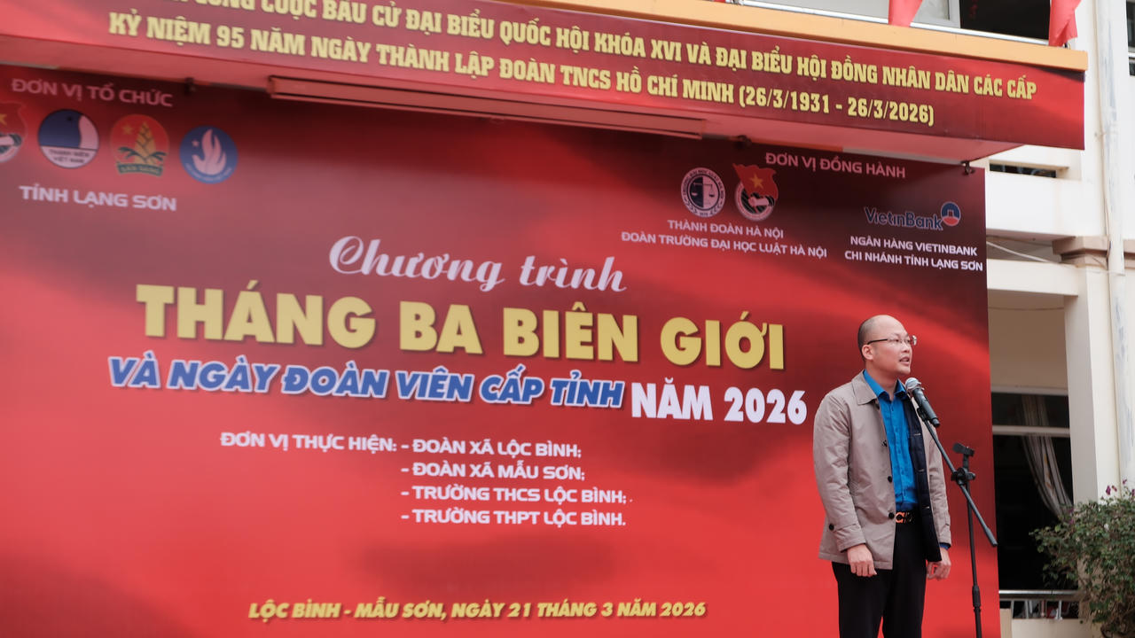 Ths Trần Trọng Đại - Bí thư Đoàn Thanh niên Trường Đại học Luật Hà Nội phát biểu tại chương trình. (Ảnh: BTC)