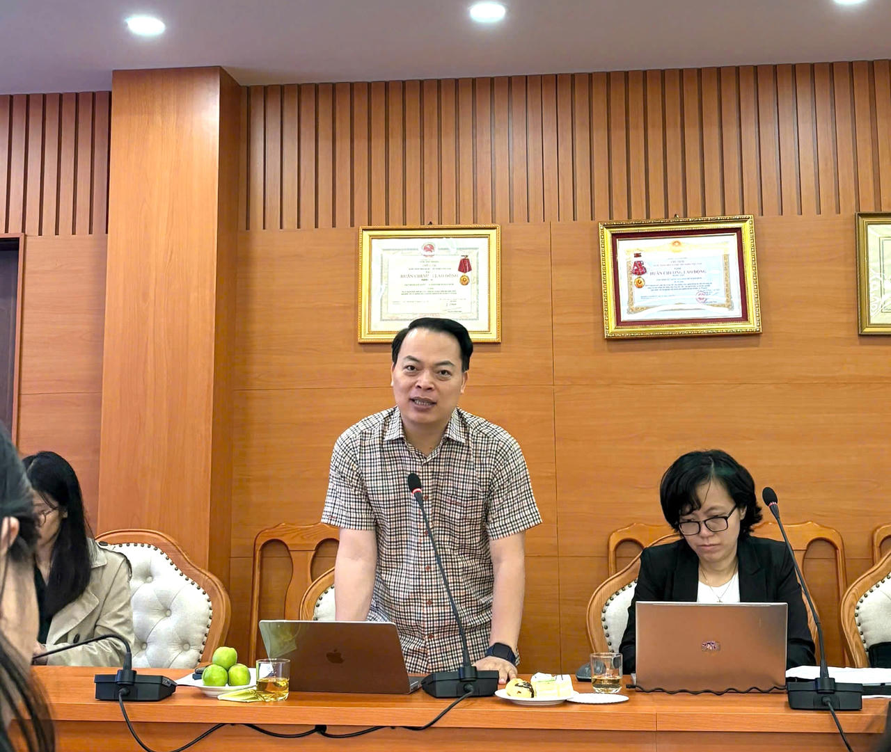 Rà soát, chỉnh lý Sổ tay, Tờ rơi pháp luật về bảo đảm thực hiện nghĩa vụ và đăng ký biện pháp bảo đảm