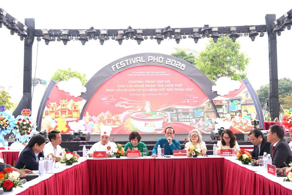 Đại diện Hiệp hội Văn hóa Ẩm thực Việt Nam chia sẻ câu chuyện về Phở.