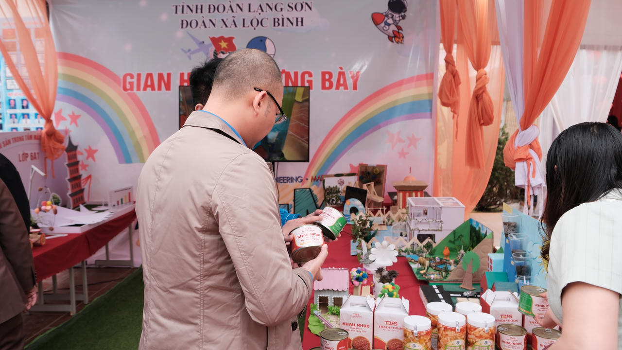 Tuổi trẻ Trường Đại học Luật Hà Nội mang 'Tháng ba biên giới 2026' đến Lạng Sơn