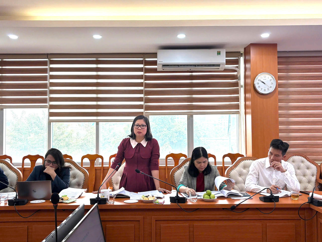 Rà soát, chỉnh lý Sổ tay, Tờ rơi pháp luật về bảo đảm thực hiện nghĩa vụ và đăng ký biện pháp bảo đảm