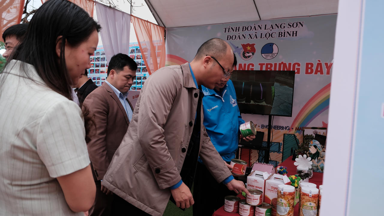 Tuổi trẻ Trường Đại học Luật Hà Nội mang 'Tháng ba biên giới 2026' đến Lạng Sơn