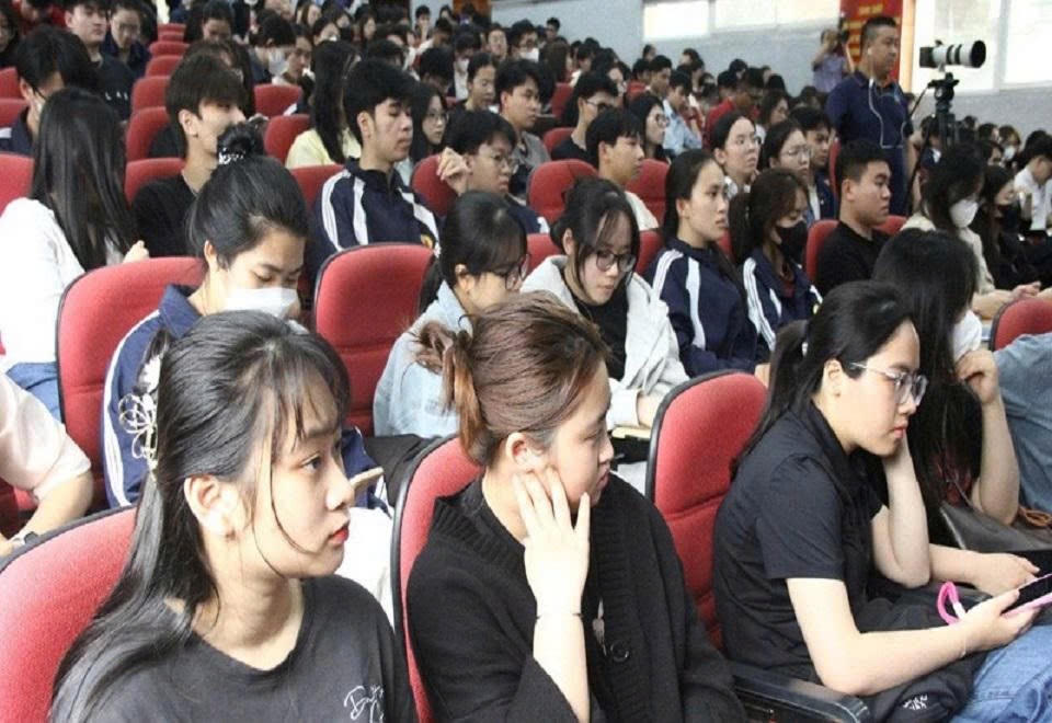  Học viện Y - Dược học cổ truyền Việt Nam thông tin về chuẩn đầu ra các ngành đào tạo