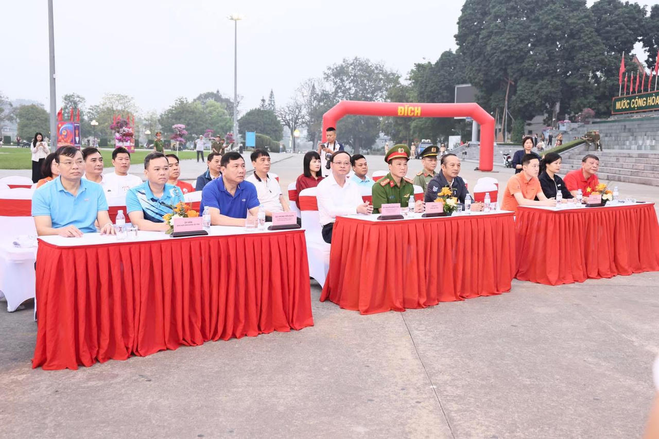 Các đại biểu tham dự tại buổi Lễ phát động. (Ảnh: PV)