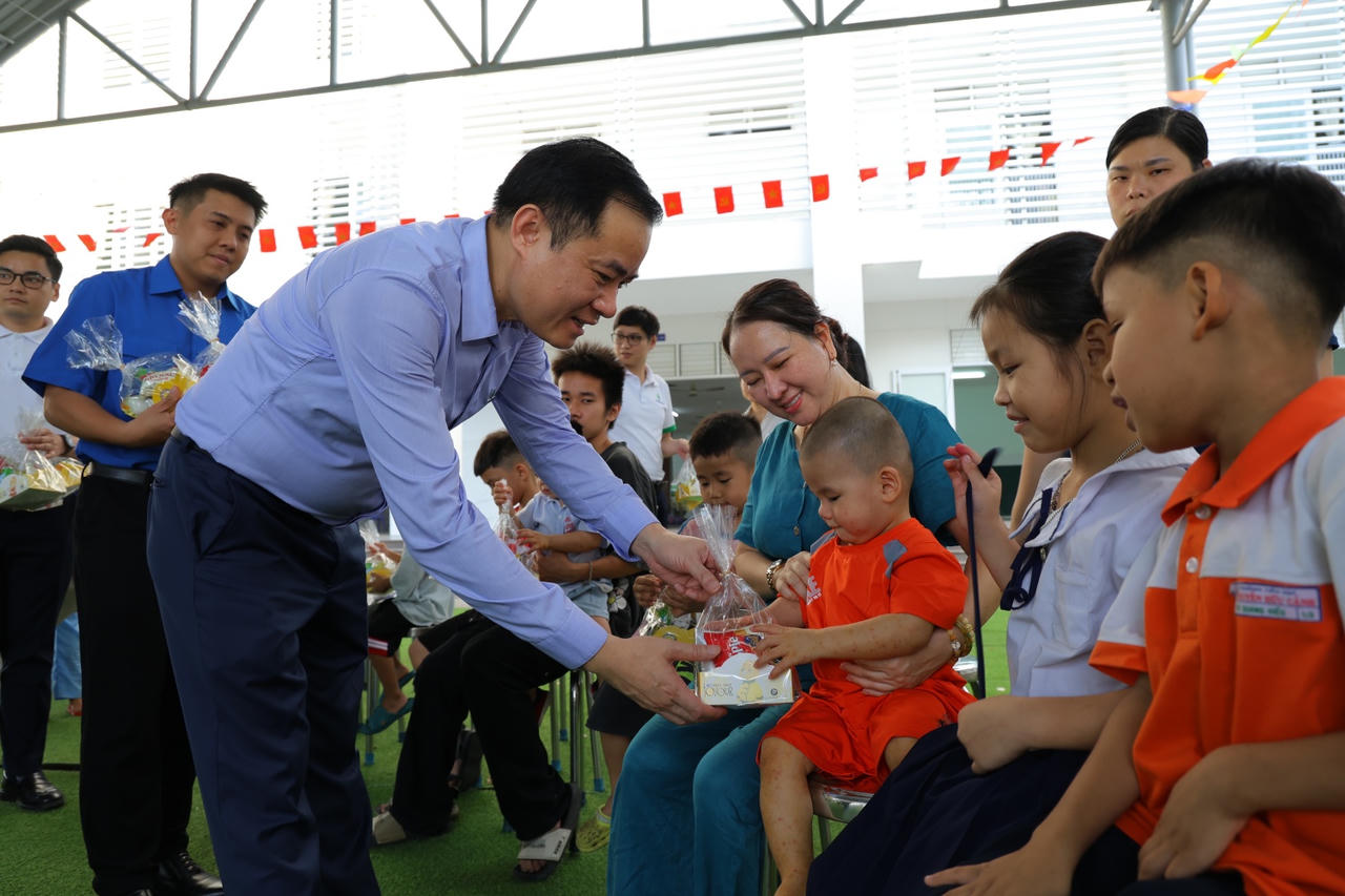 Ông&nbsp;Lê Ngọc Sơn trúng cử Đại biểu Quốc hội khóa XVI.