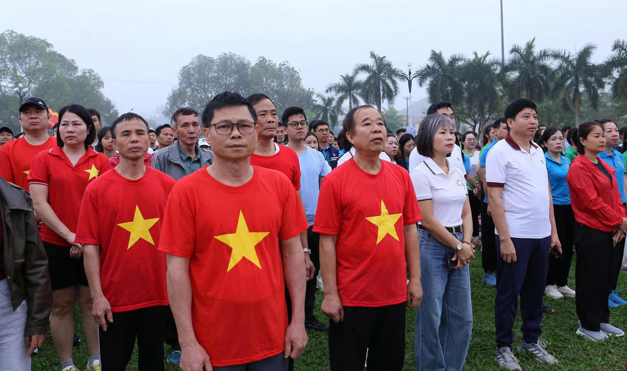 Gần 4.000 người hưởng ứng Ngày chạy Olympic tại Lào Cai