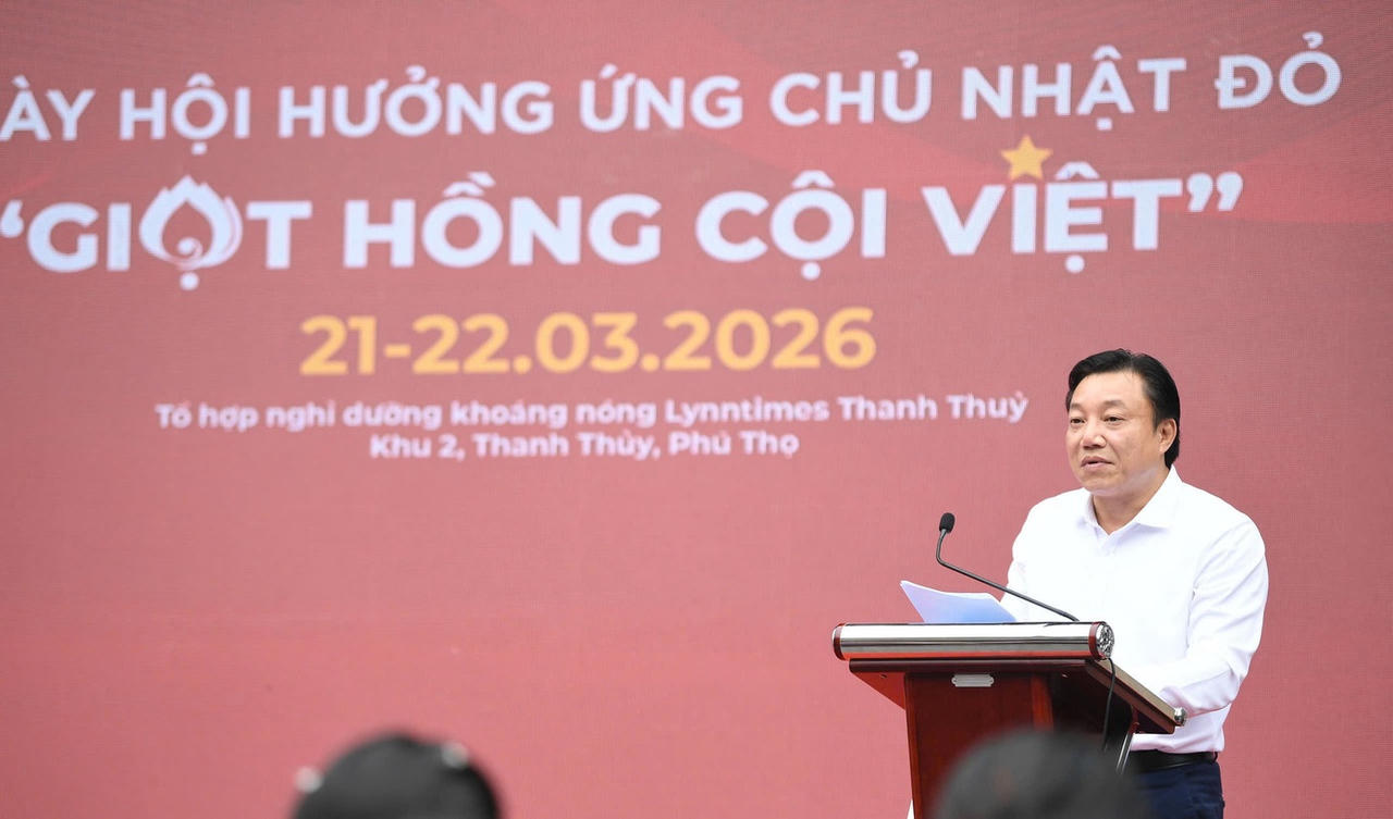 Ông Nguyễn Huy Ngọc - Phó Chủ tịch UBND tỉnh, Trưởng Ban Chỉ đạo Hiến máu tình nguyện tỉnh Phú Thọ phát biểu tại chương trình. (Ảnh: Xuân Hồng)