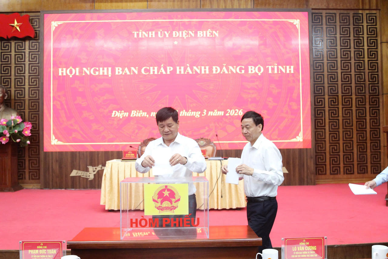 Ông Lê Văn Lương tái cử Chủ tịch UBND tỉnh Điện Biên nhiệm kỳ 2026-2031