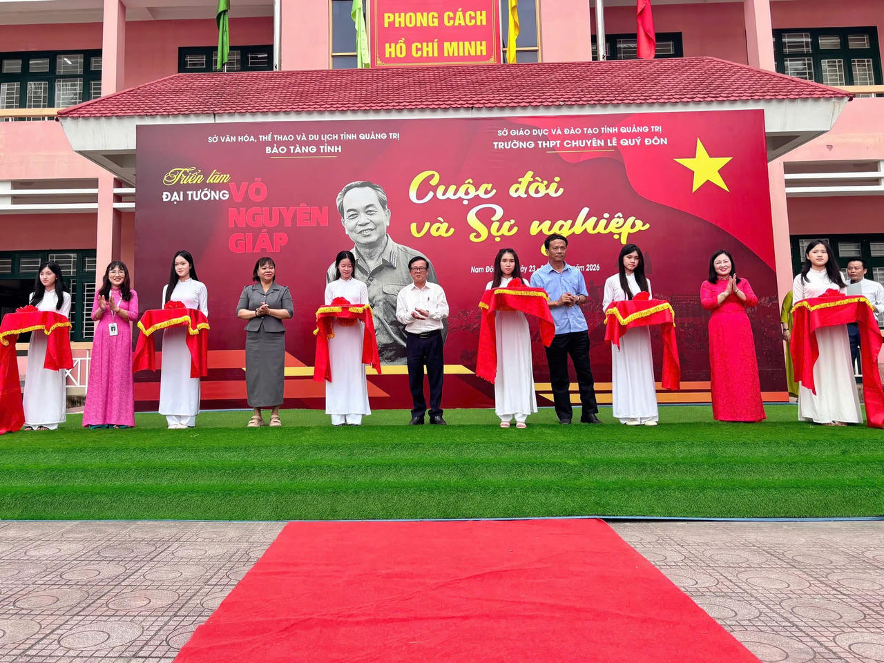 Triển lãm “Đại tướng Võ Nguyên Giáp - Cuộc đời và sự nghiệp” tại Quảng Trị