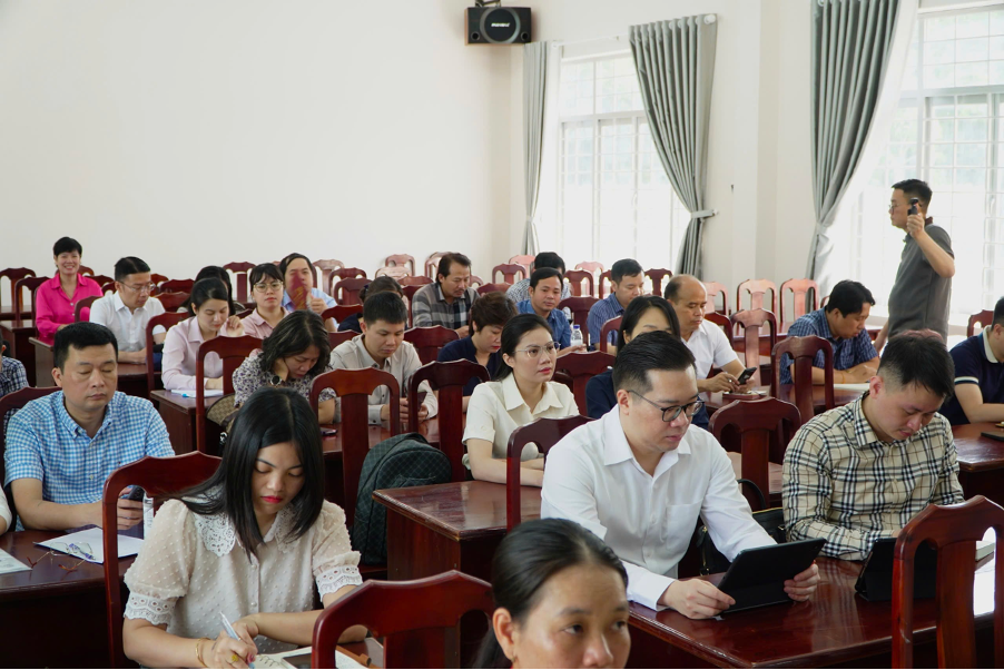 Buổi làm việc rất thẳng thắn và hiệu quả.