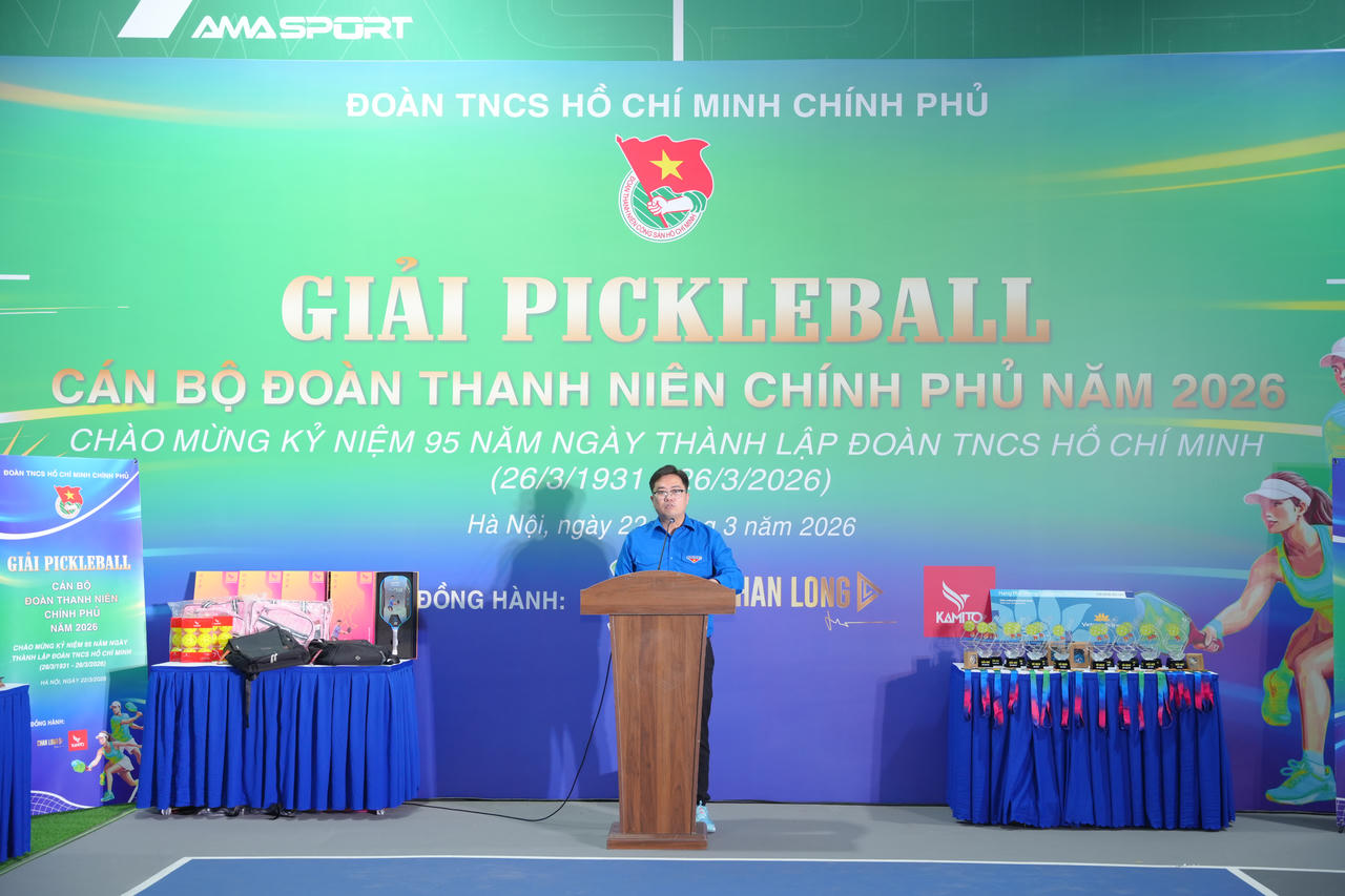 Đồng chí Vũ Huy Hoàng – Phó Bí thư Đoàn Thanh niên Chính phủ phát biểu khai mạc