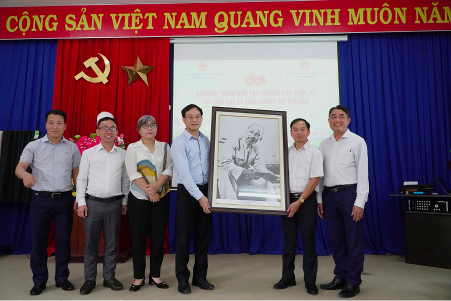 Nghiên cứu thực tế về mô hình chính quyền đặc khu Côn Đảo